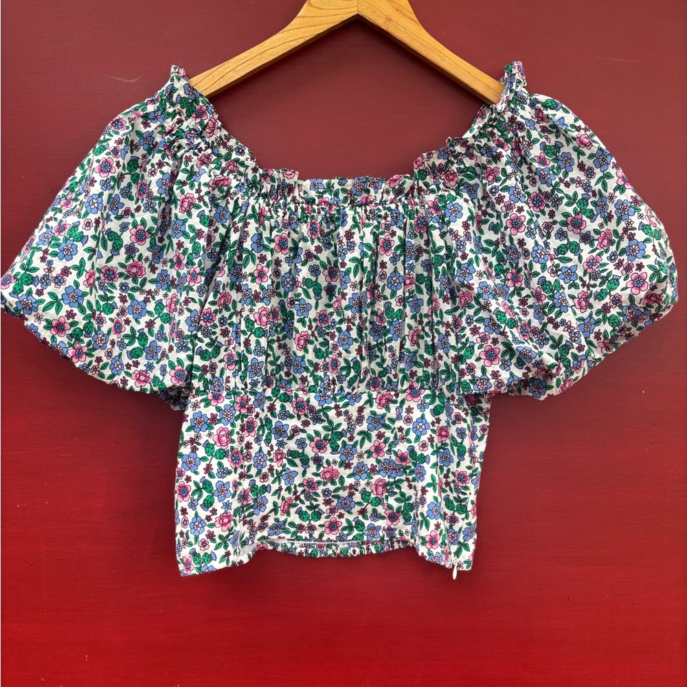 Banjanan Puff Sleeve Blouse